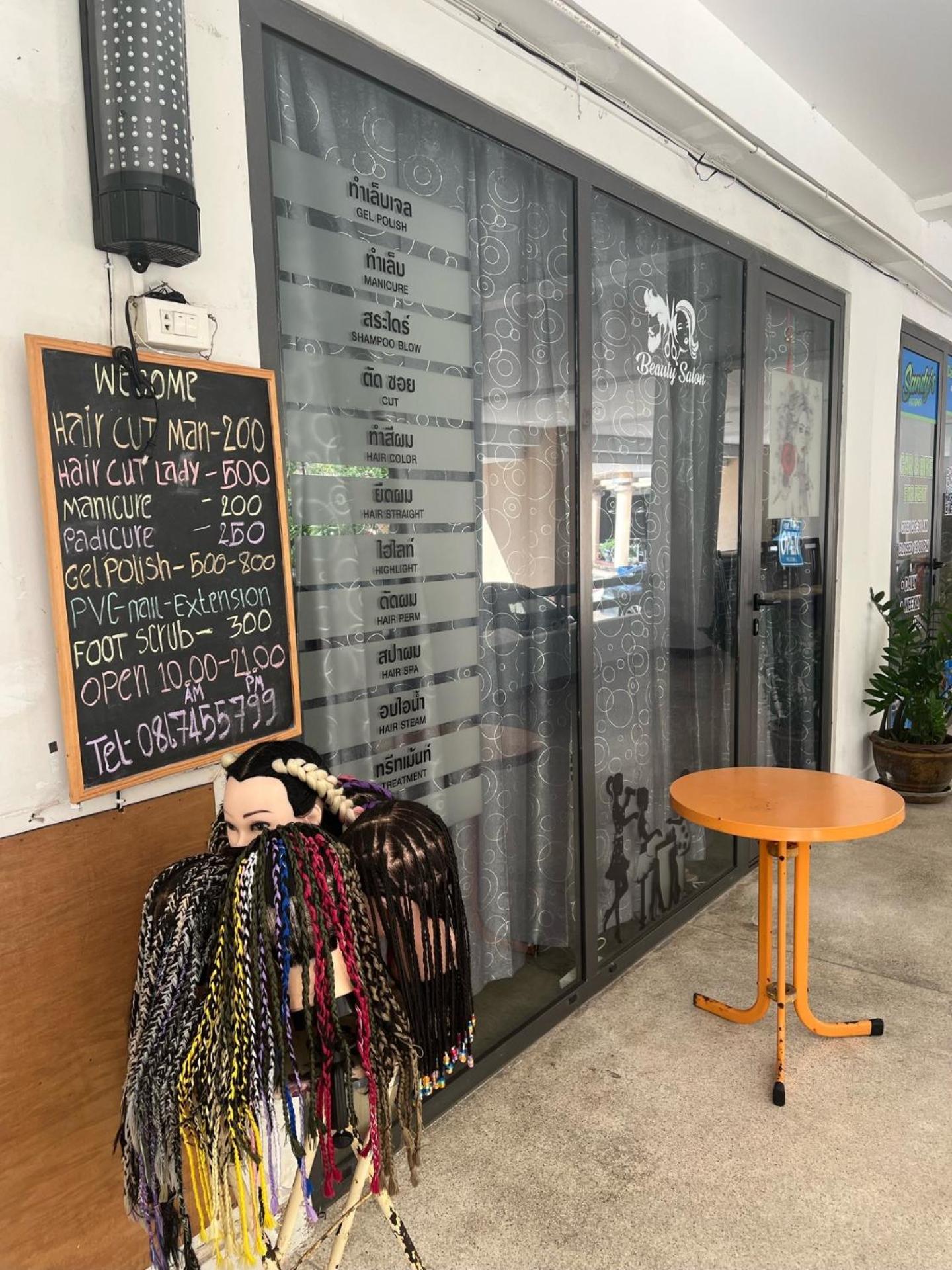 Private Modern Apartments By Patong Vacation Rentals Located In The Heart Of Patong, Walking Distance To The Beach, Kitchen, Private Bathroom, Seating Area, 65" Smart Tv With Free Wifi Exterior foto